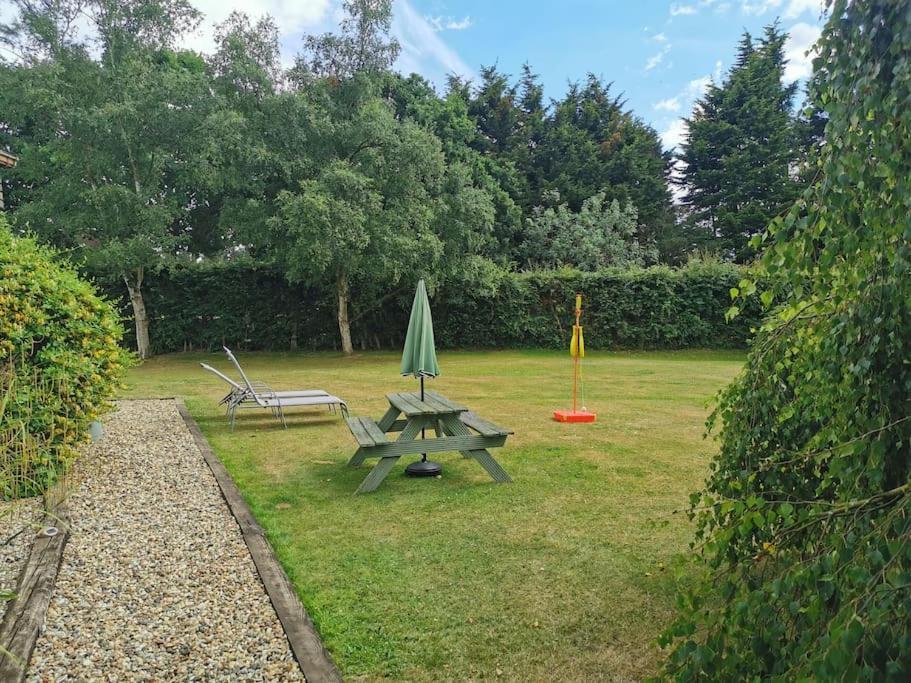 Ferienwohnung The Squirrels- Alresford, Essex Exterior foto
